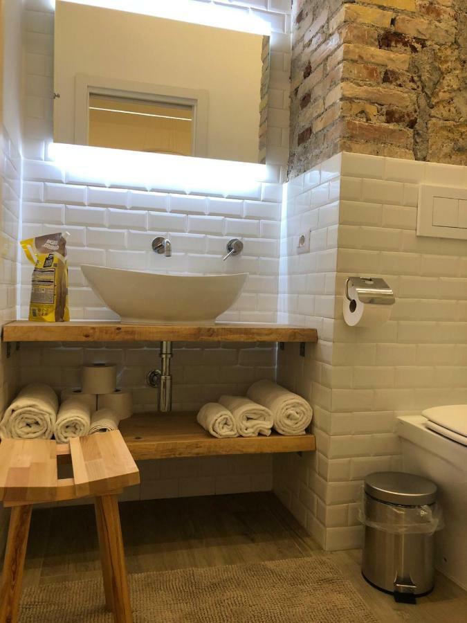 Vivi House Apartment Наполи Екстериор снимка