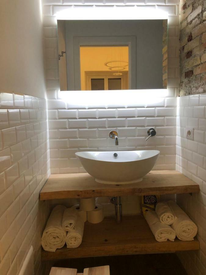 Vivi House Apartment Наполи Екстериор снимка